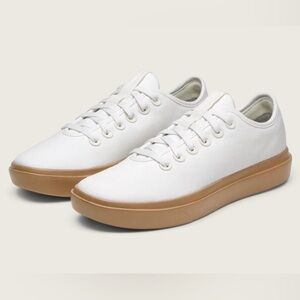 Women's Canvas Piper 6.5 
Brand New